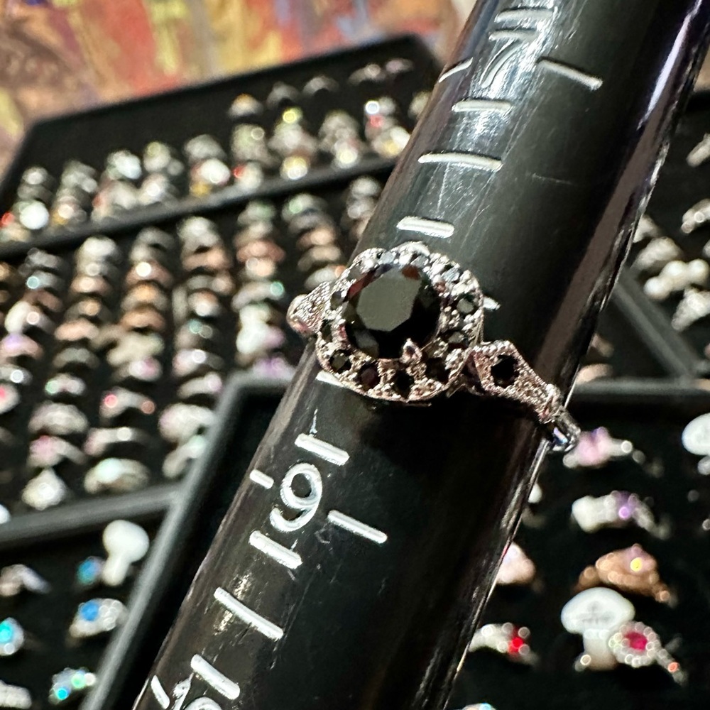 Fragrant Jewels Midnight Elegance Ring